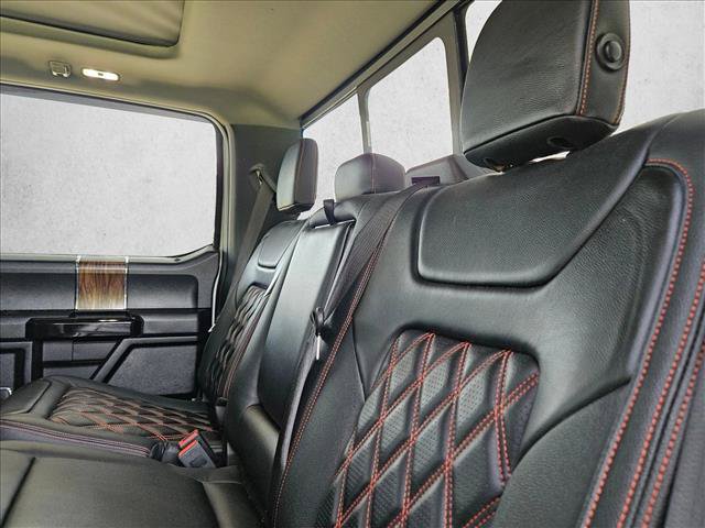 Used 2019 Ford F150 Lariat w/ Equipment Group 502A Luxury AWD/4WD image 16