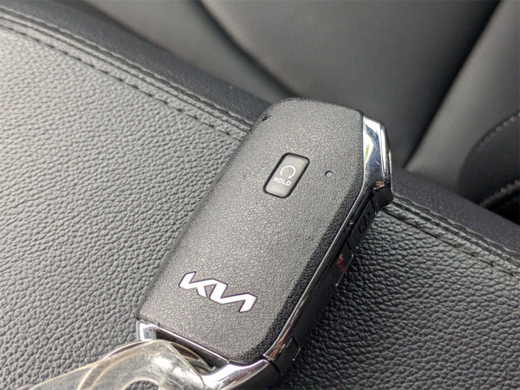 Used 2023 Kia Sportage EX image 27