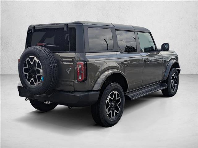 New 2025 Ford Bronco Outer Banks image 2