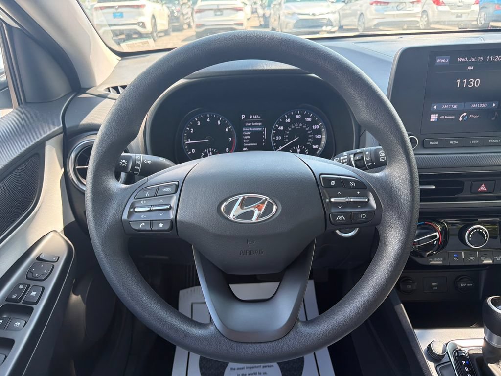 Used 2023 Hyundai Kona SEL AWD/4WD image 16