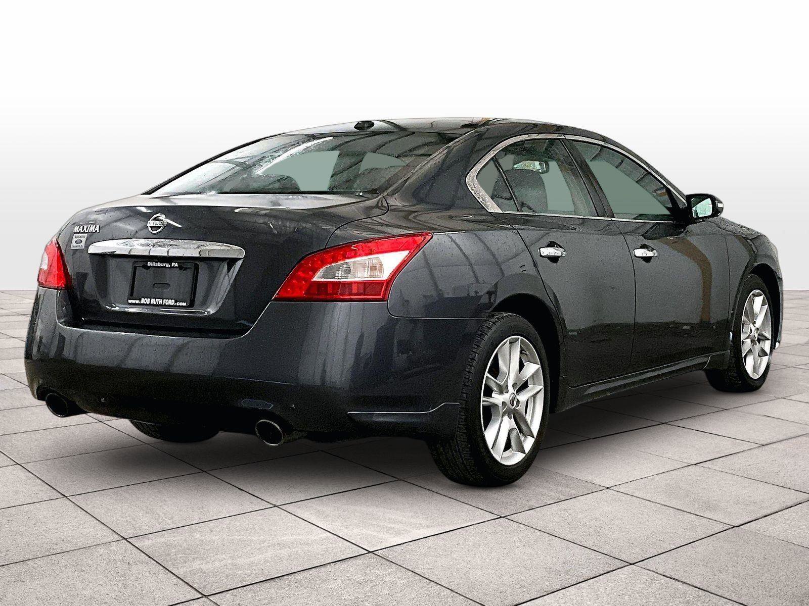 Used 2011 Nissan Maxima 3.5 SV w/ Monitor Pkg image 11