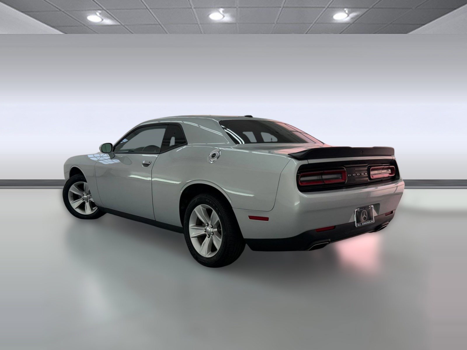 Used 2023 Dodge Challenger SXT RWD image 3