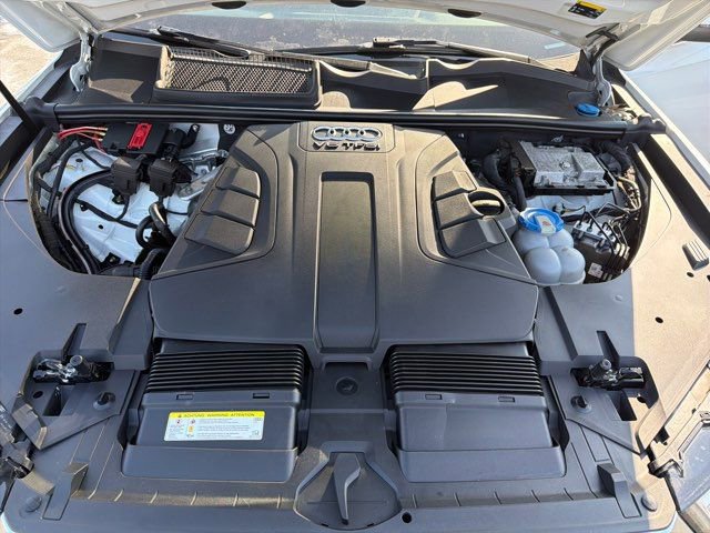 Used 2017 Audi Q7 3.0T Premium Plus image 33