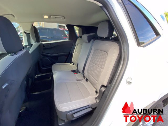 Used 2022 Ford Escape SE FWD image 19