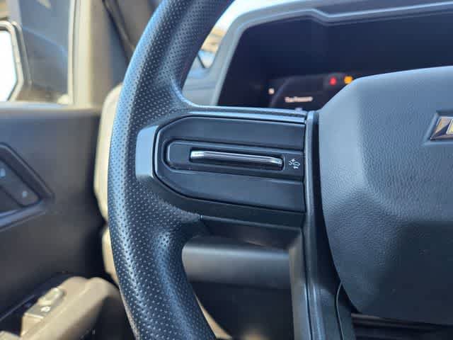 Used 2024 Chevrolet Colorado W/T RWD image 23