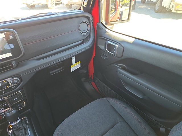 New 2025 Jeep Gladiator Rubicon image 12