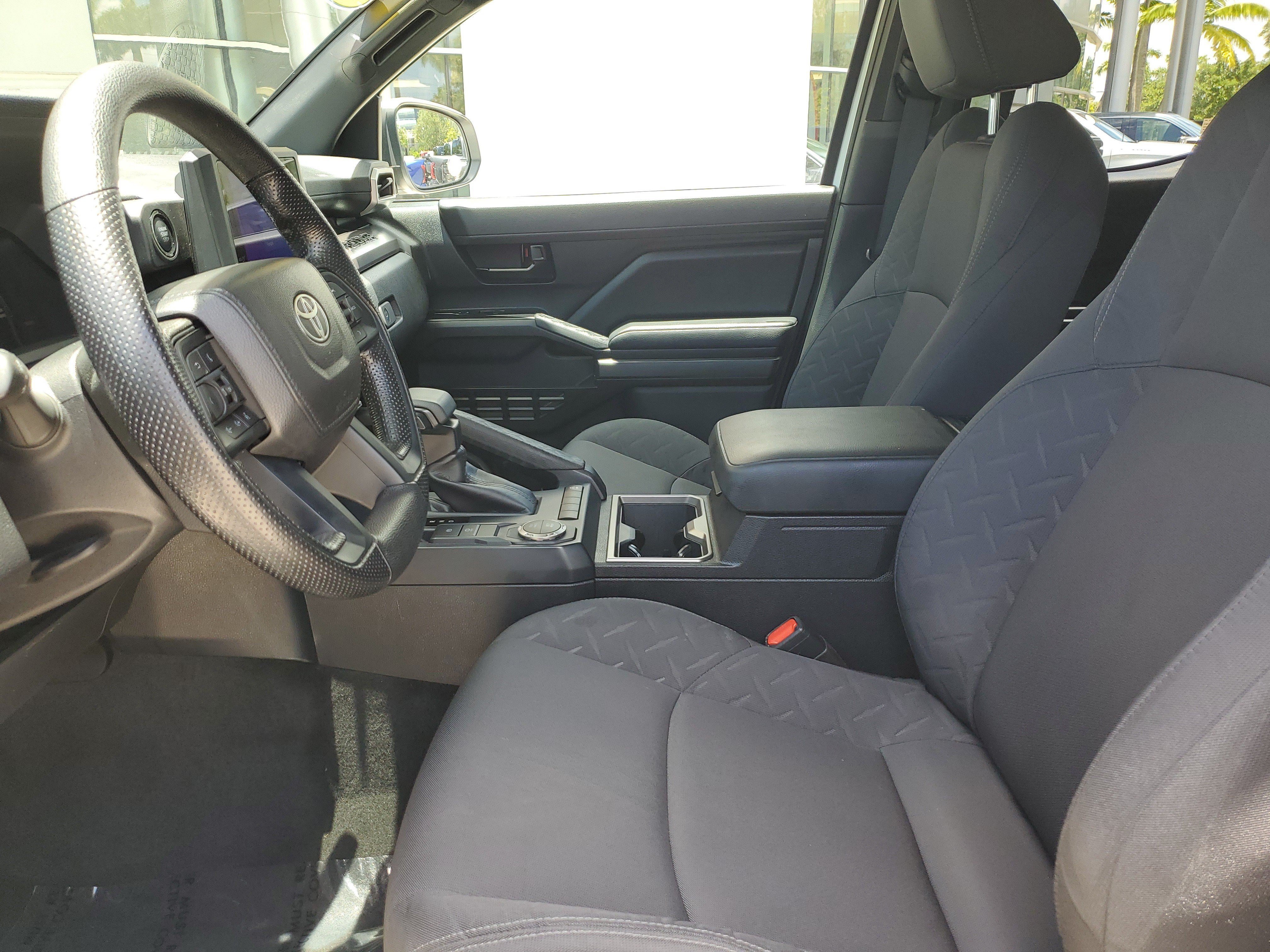 Used 2025 Toyota Tacoma SR5 RWD image 17