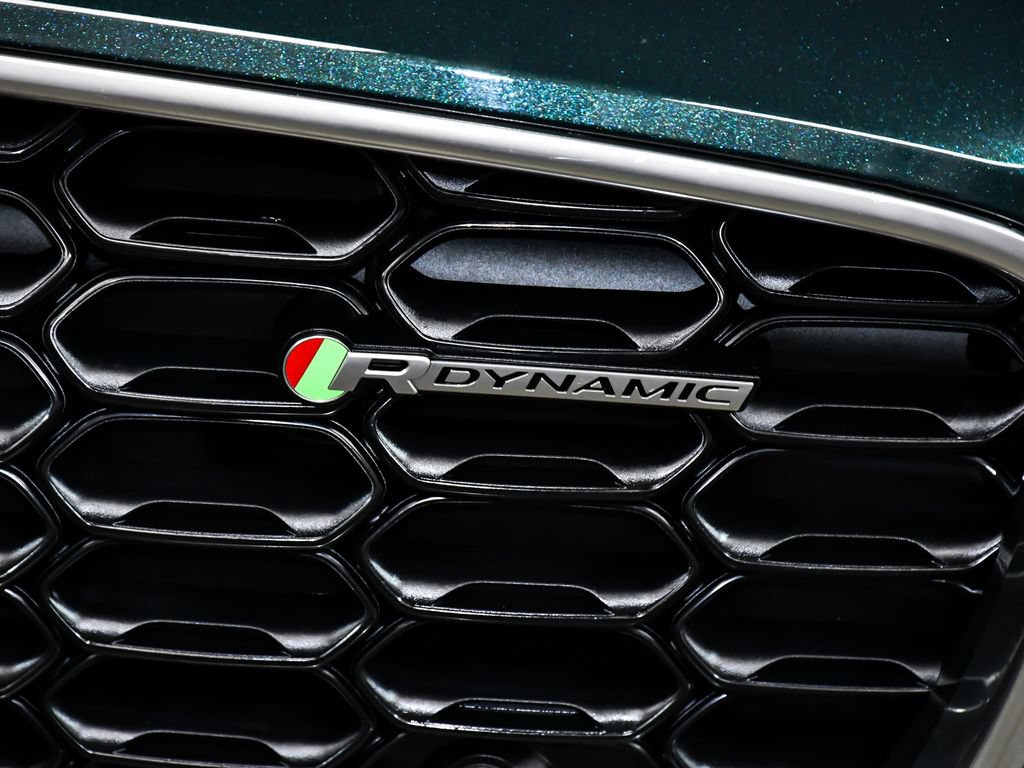 Used 2021 Jaguar F-TYPE R-Dynamic AWD/4WD image 57