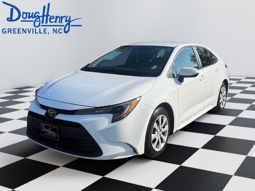 Used 2024 Toyota Corolla LE FWD image 1