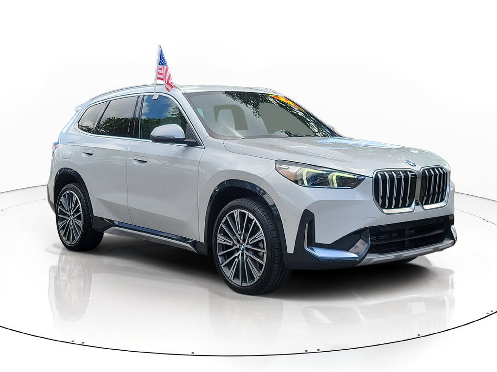 Used 2024 BMW X1 xDrive28i w/ Premium Package AWD/4WD image 2