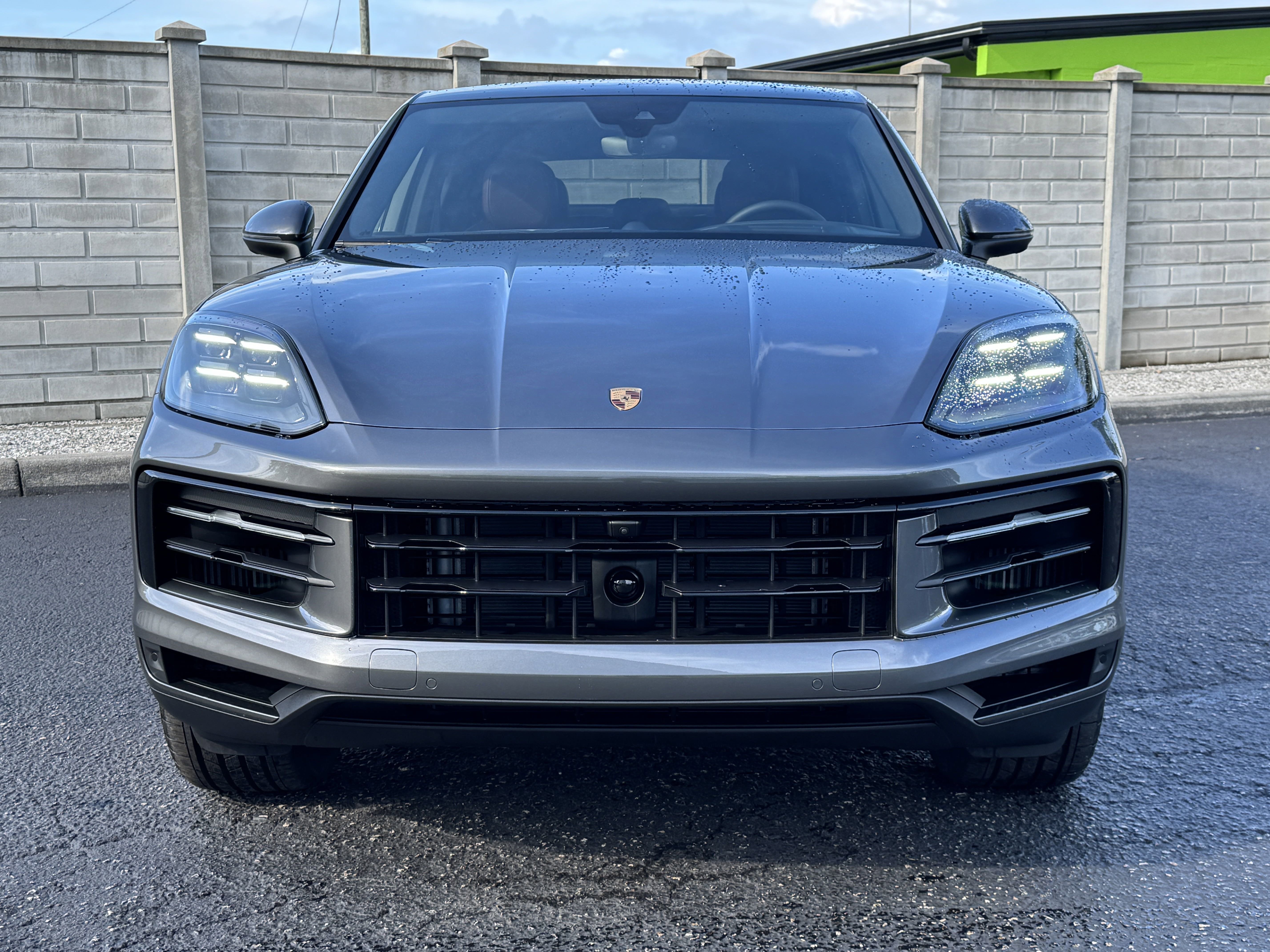New 2025 Porsche Cayenne Coupe image 10