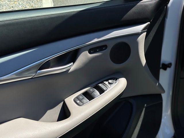 Used 2023 INFINITI QX50 Luxe image 21