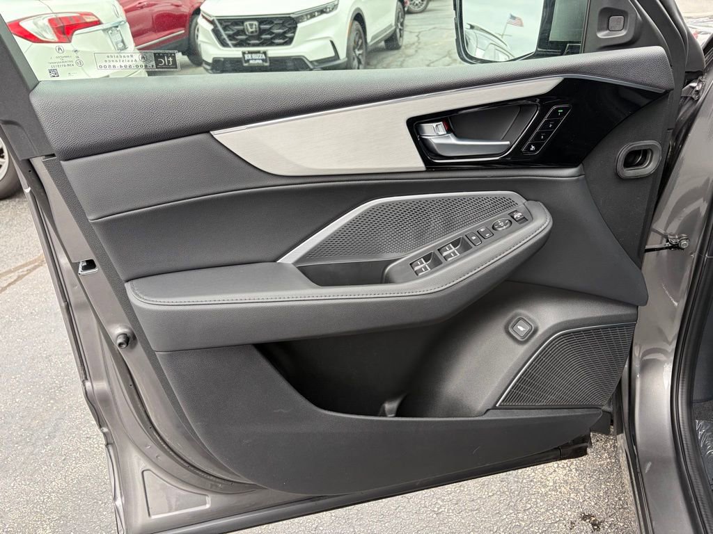 New 2026 Acura MDX SH-AWD image 10