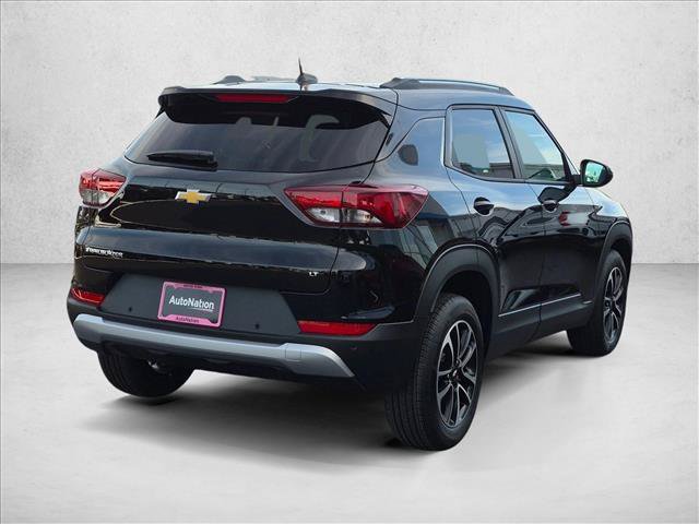 New 2026 Chevrolet TrailBlazer LT w/ Driver Confidence Package FWD image 2