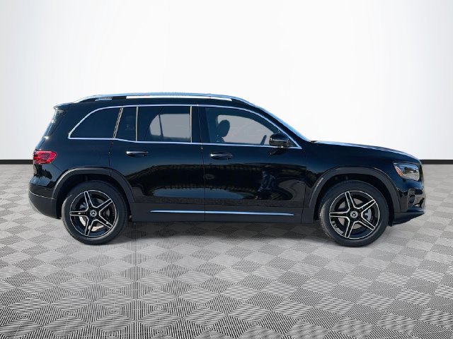 New 2026 Mercedes-Benz GLB 250 4MATIC image 7