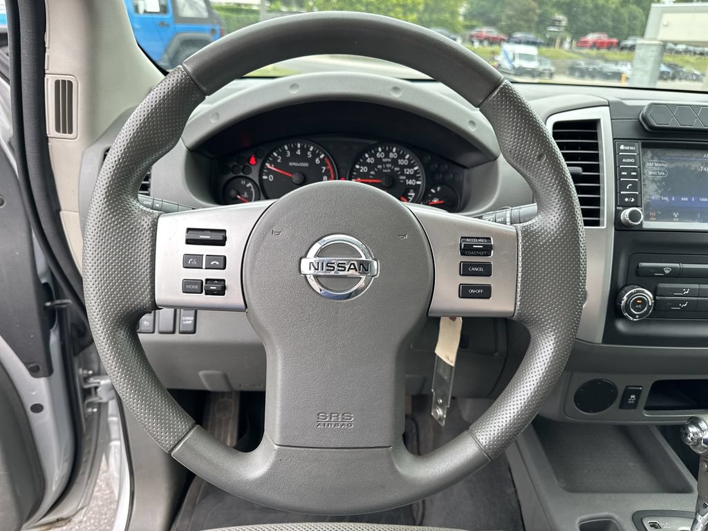 Used 2019 Nissan Frontier SV RWD image 12