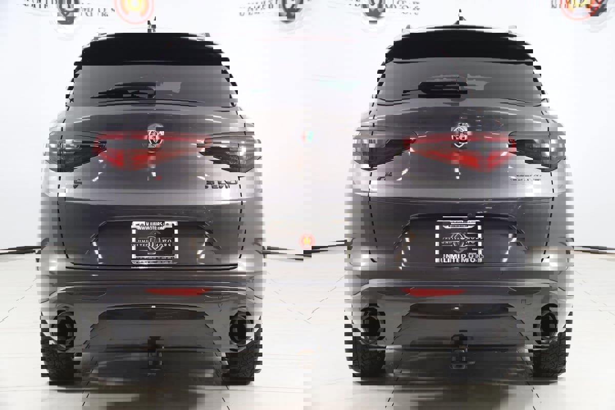 Used 2020 Alfa Romeo Stelvio Ti Sport w/ Quick Order Package 22S Sport image 52