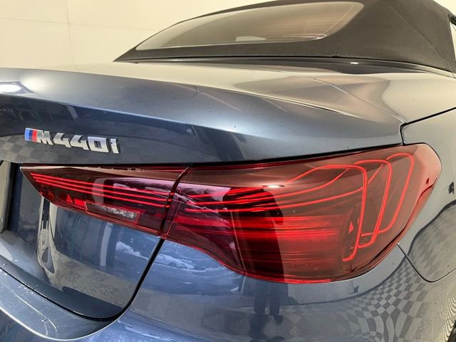 Used 2025 BMW 440i xDrive Convertible w/ Premium Package image 29