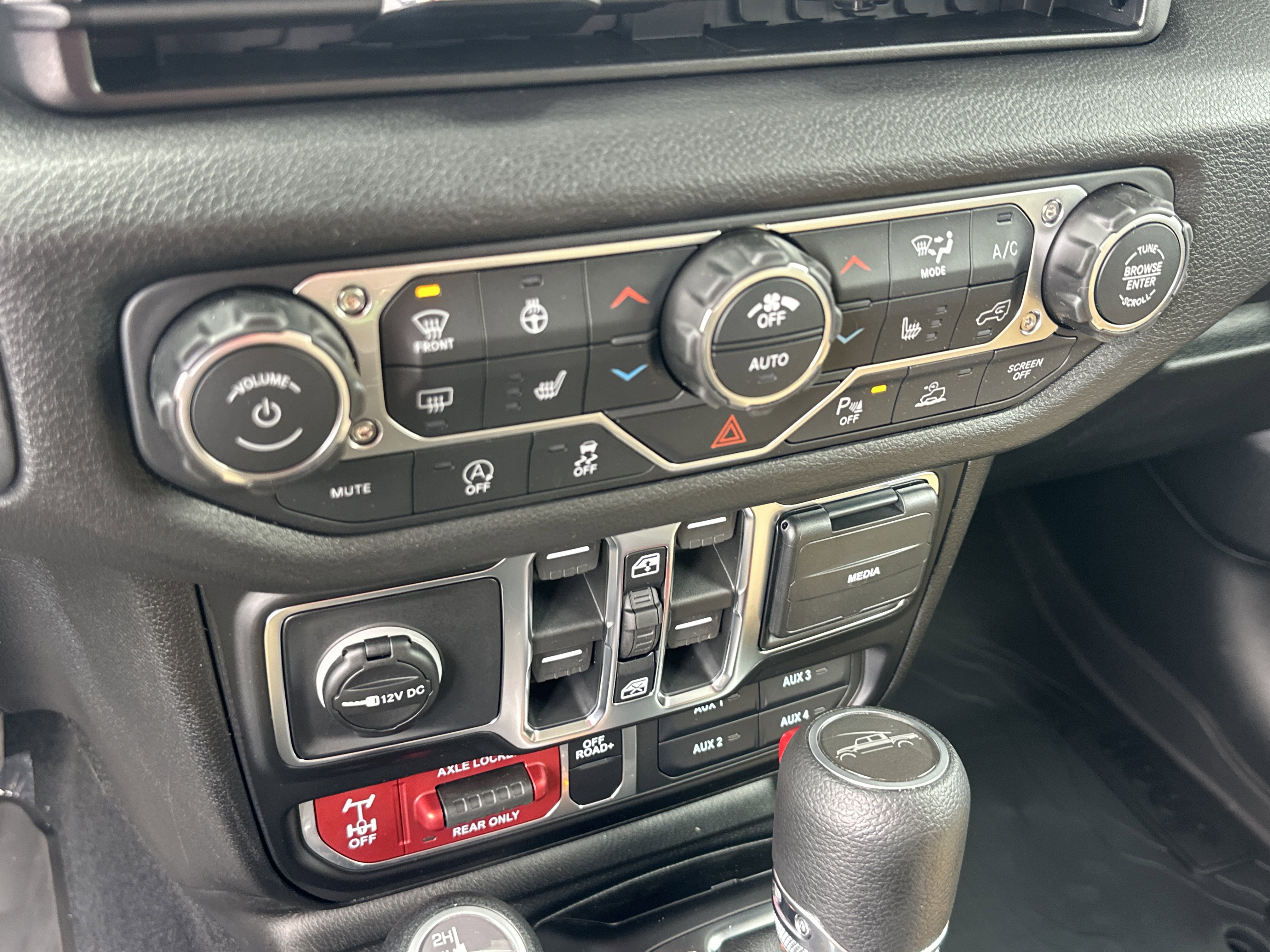 New 2026 Jeep Gladiator Willys AWD/4WD image 5