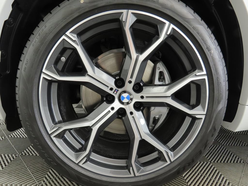 New 2026 BMW X5 xDrive40i w/ M Sport Package image 30