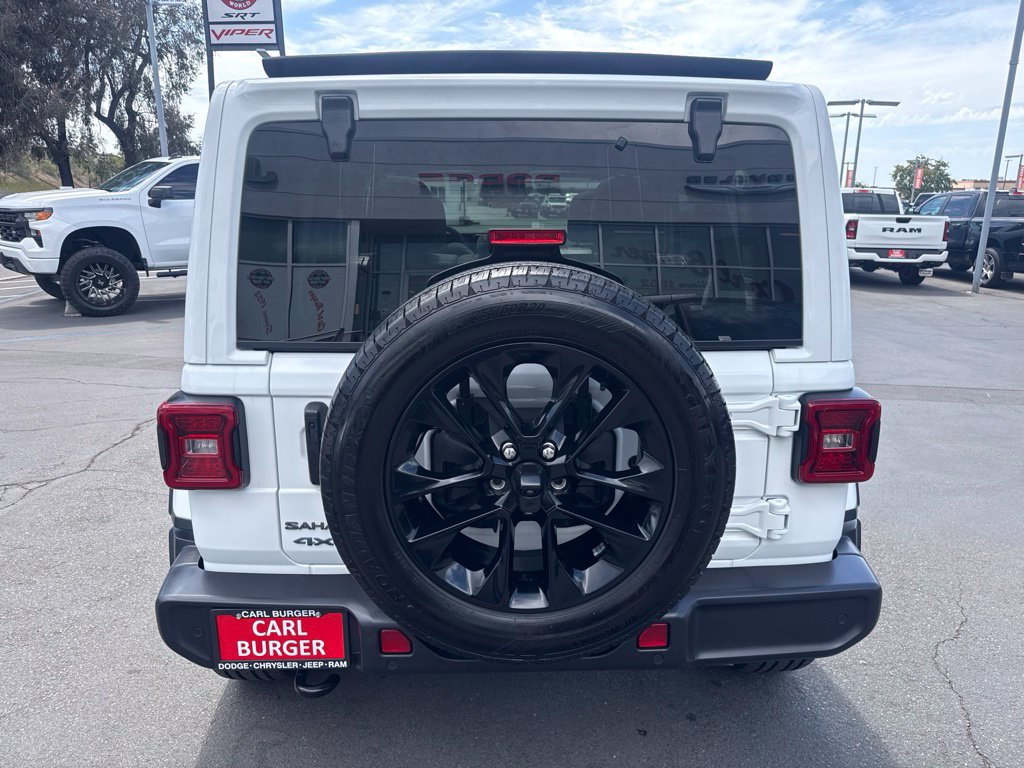 Certified 2025 Jeep Wrangler Unlimited Sahara w/ Safety Group AWD/4WD image 6