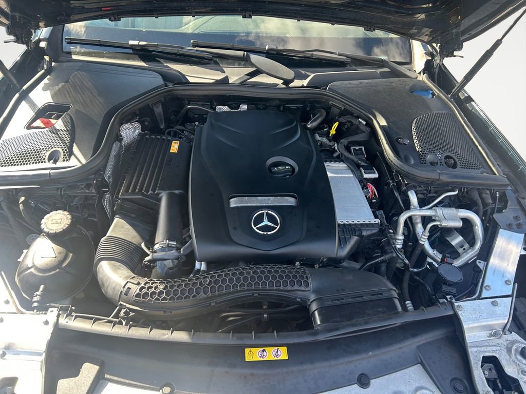 Used 2017 Mercedes-Benz E 300 4MATIC image 23