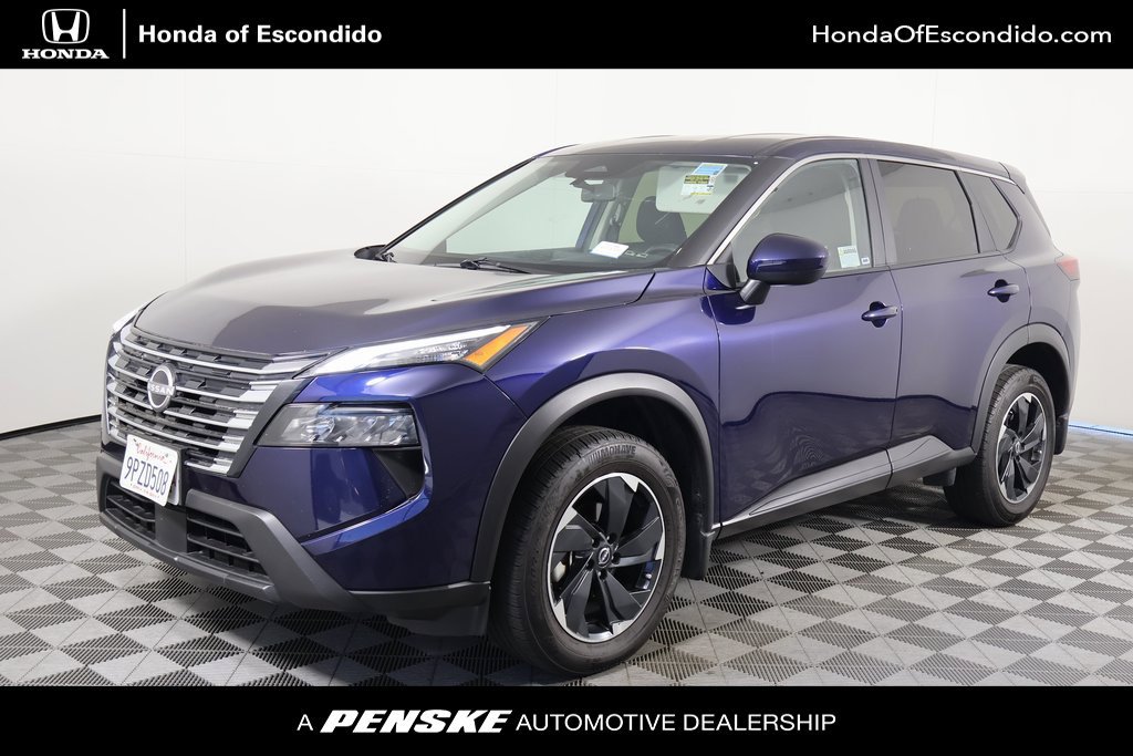 Used 2025 Nissan Rogue SV FWD image 1