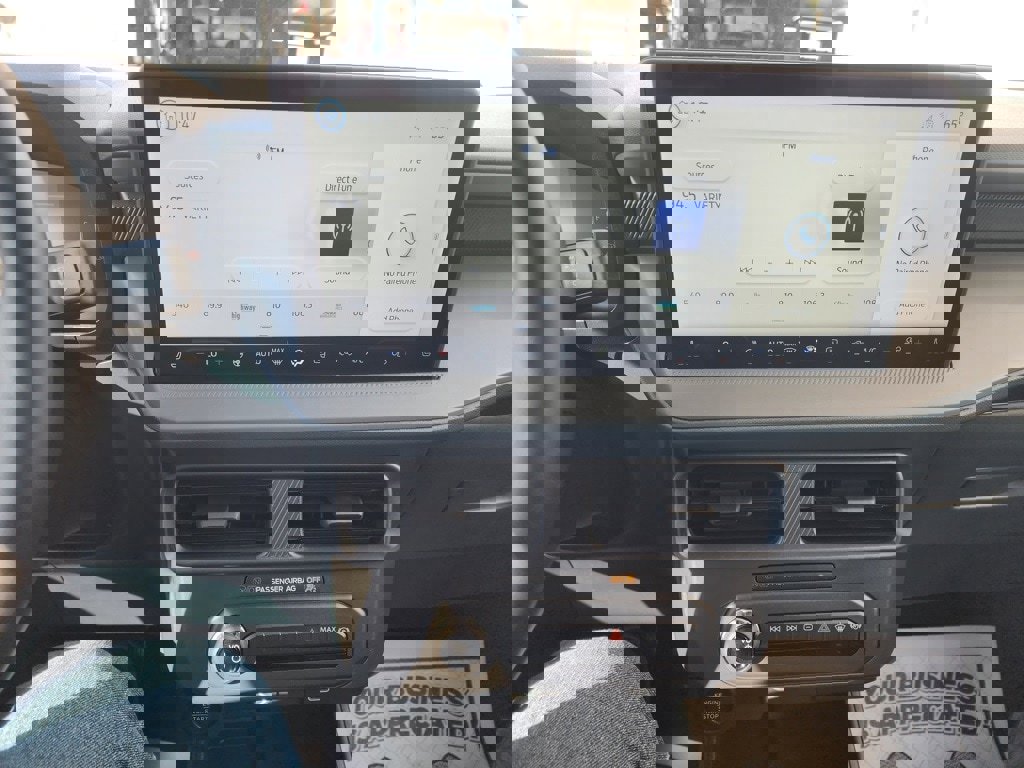 New 2025 Ford Maverick XLT w/ XLT Luxury Package image 20