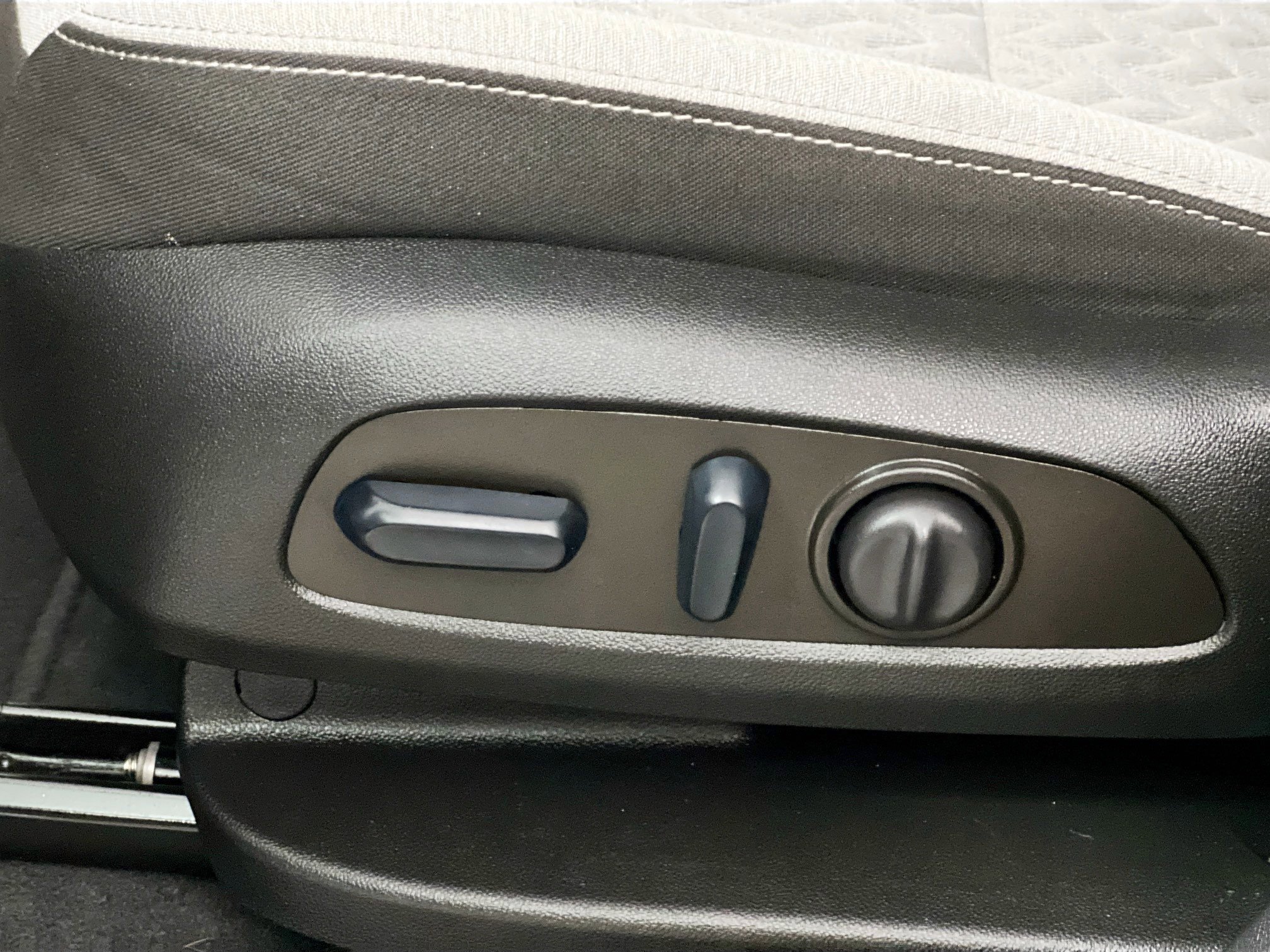 Used 2023 Chevrolet Equinox LS w/ LS Convenience Package image 15