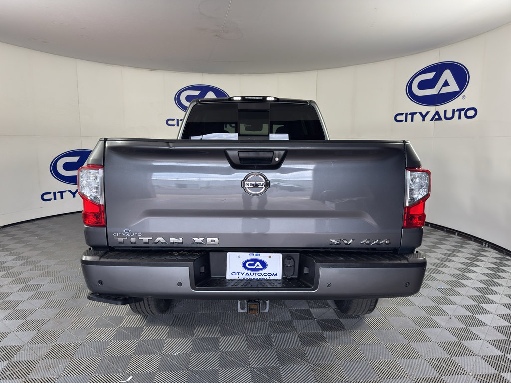 Used 2021 Nissan Titan SV w/ SV Convenience Package AWD/4WD image 4