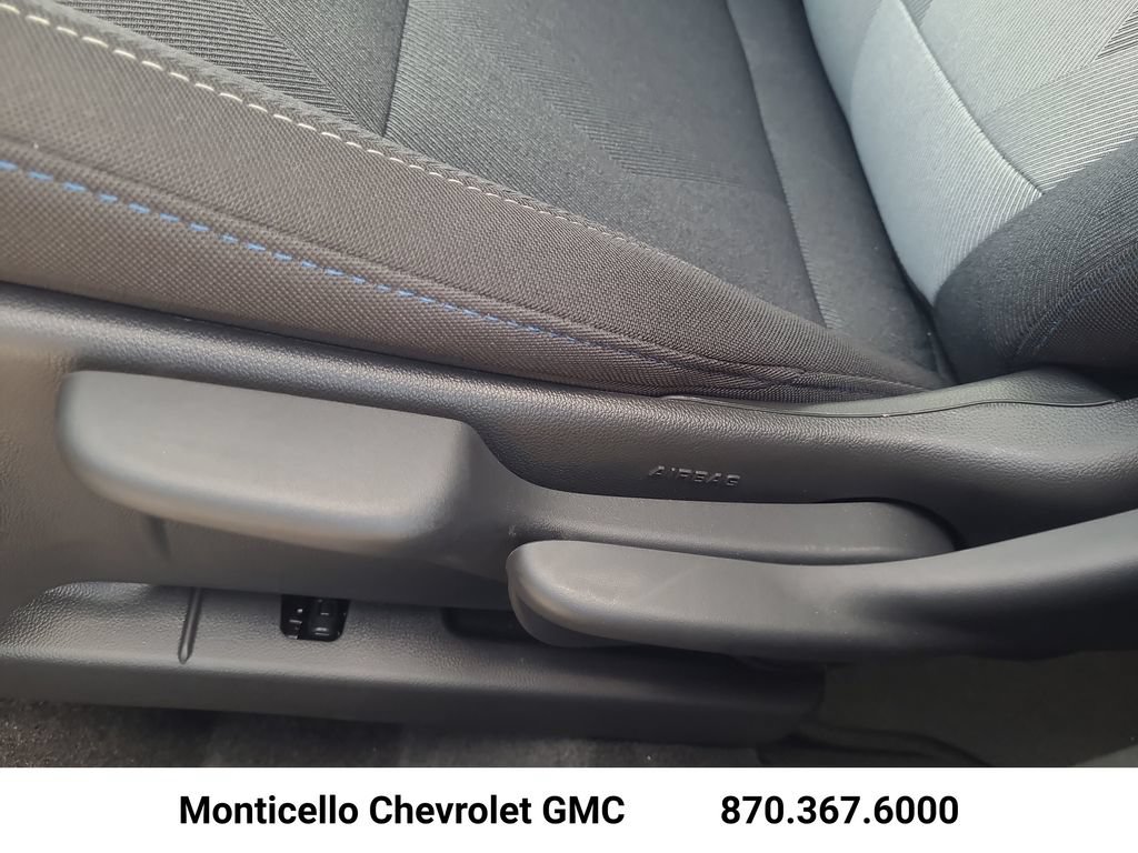 New 2026 Chevrolet Trax LS w/ LS Convenience Package FWD image 15
