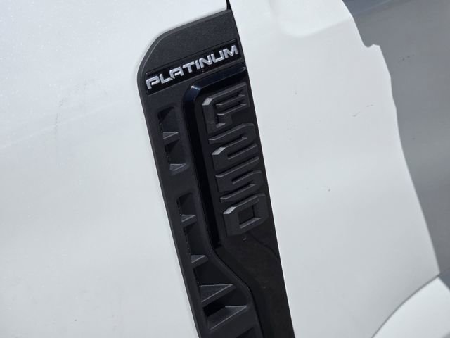 New 2026 Ford F250 Platinum w/ FX4 Off-Road Package image 9