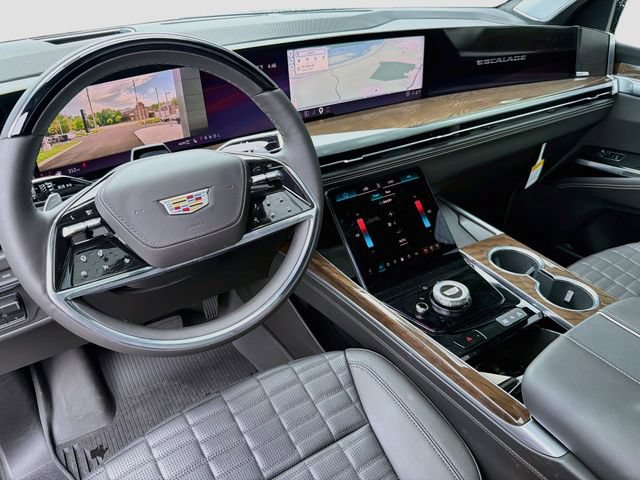 Used 2026 Cadillac Escalade Platinum Sport w/ LPO, ONYX Package AWD/4WD image 9
