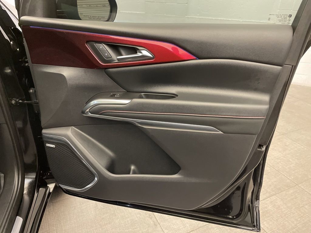 Used 2025 Chevrolet Traverse RS w/ LPO, Floor Liner Package image 26