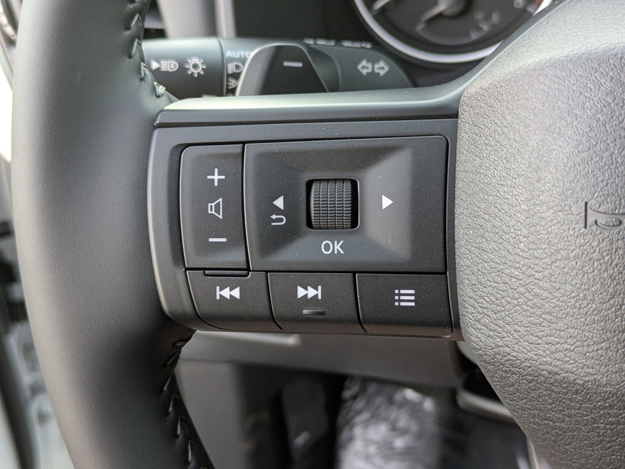 New 2026 Nissan Rogue SV image 14