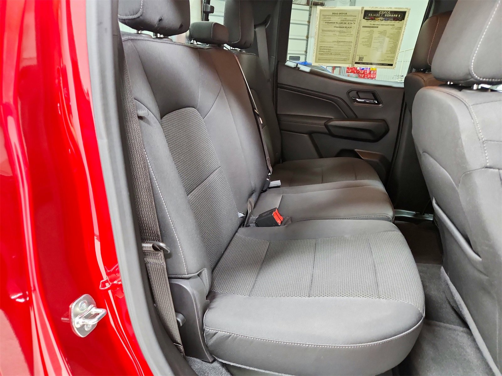 Used 2024 Chevrolet Colorado LT w/ LT Convenience Package II image 39