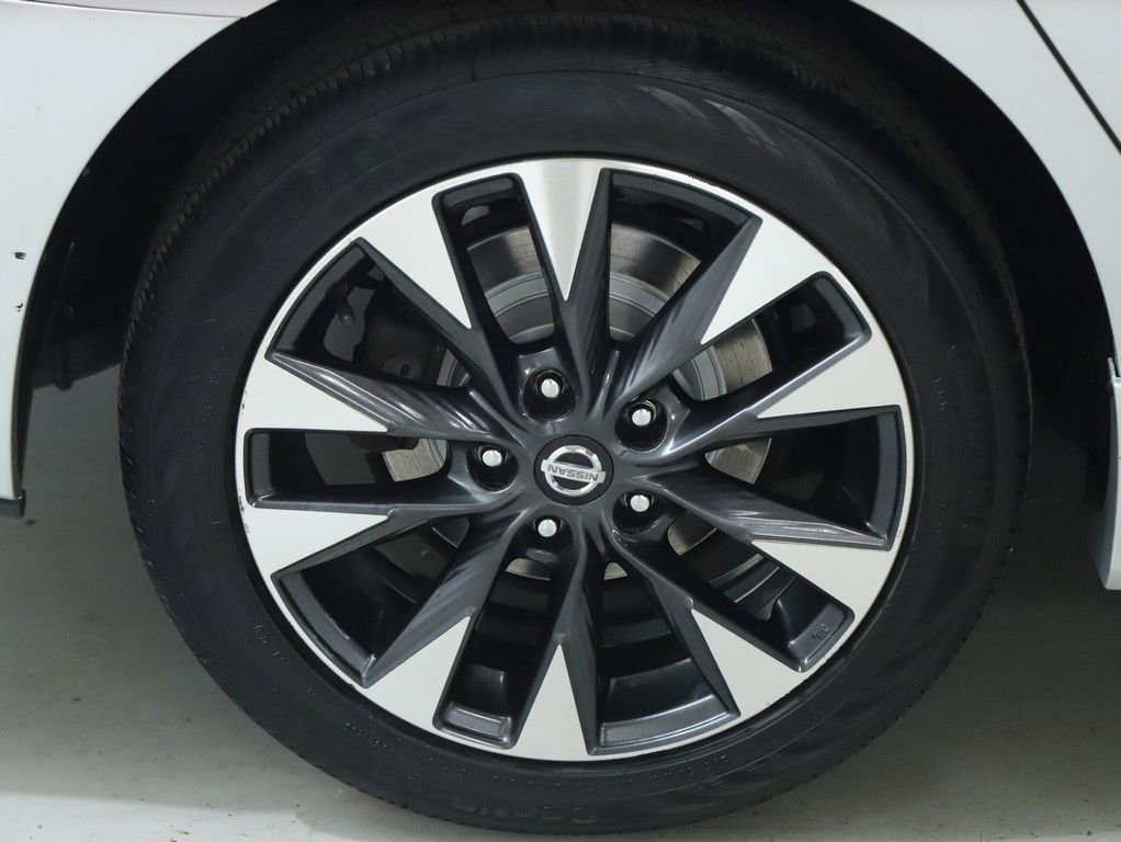 Used 2017 Nissan Sentra SR w/ Protection Package image 12