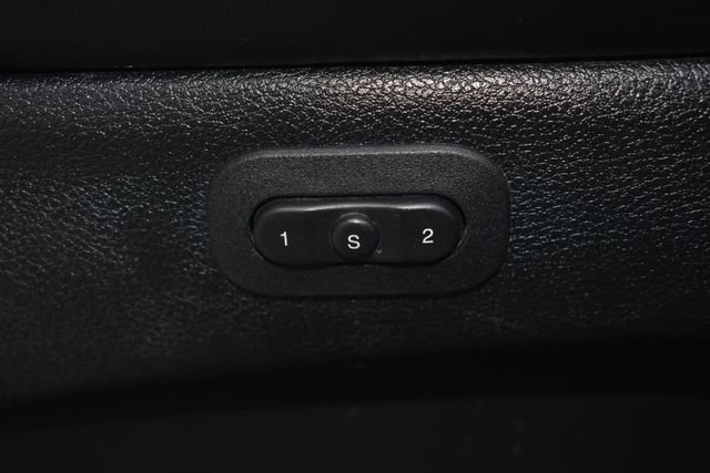 Used 2016 Dodge Durango Limited w/ Nav & Power Liftgate Group image 16