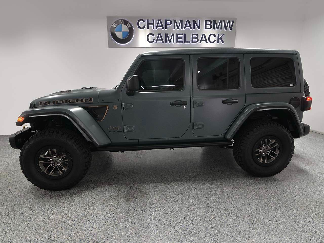 Used 2025 Jeep Wrangler Unlimited Rubicon 392 AWD/4WD image 3