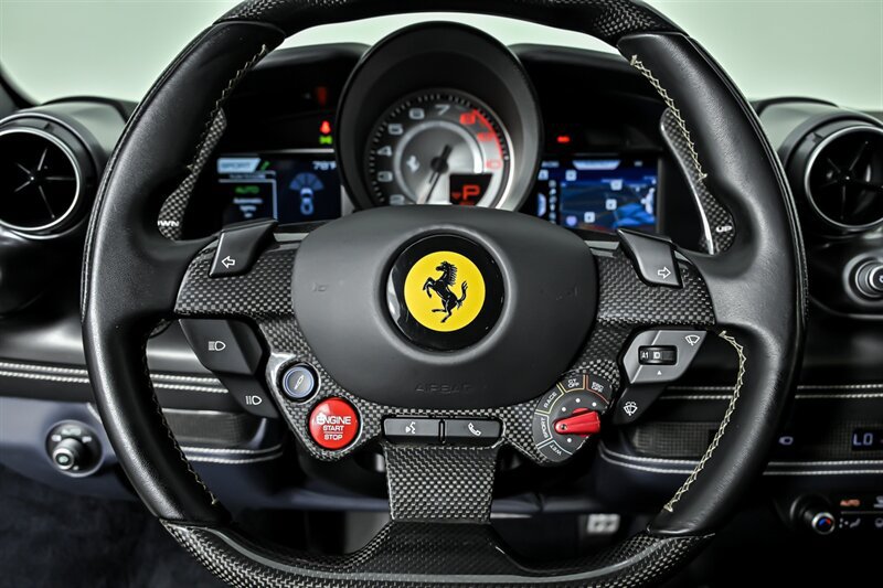 Used 2021 Ferrari F8 Tributo RWD image 32