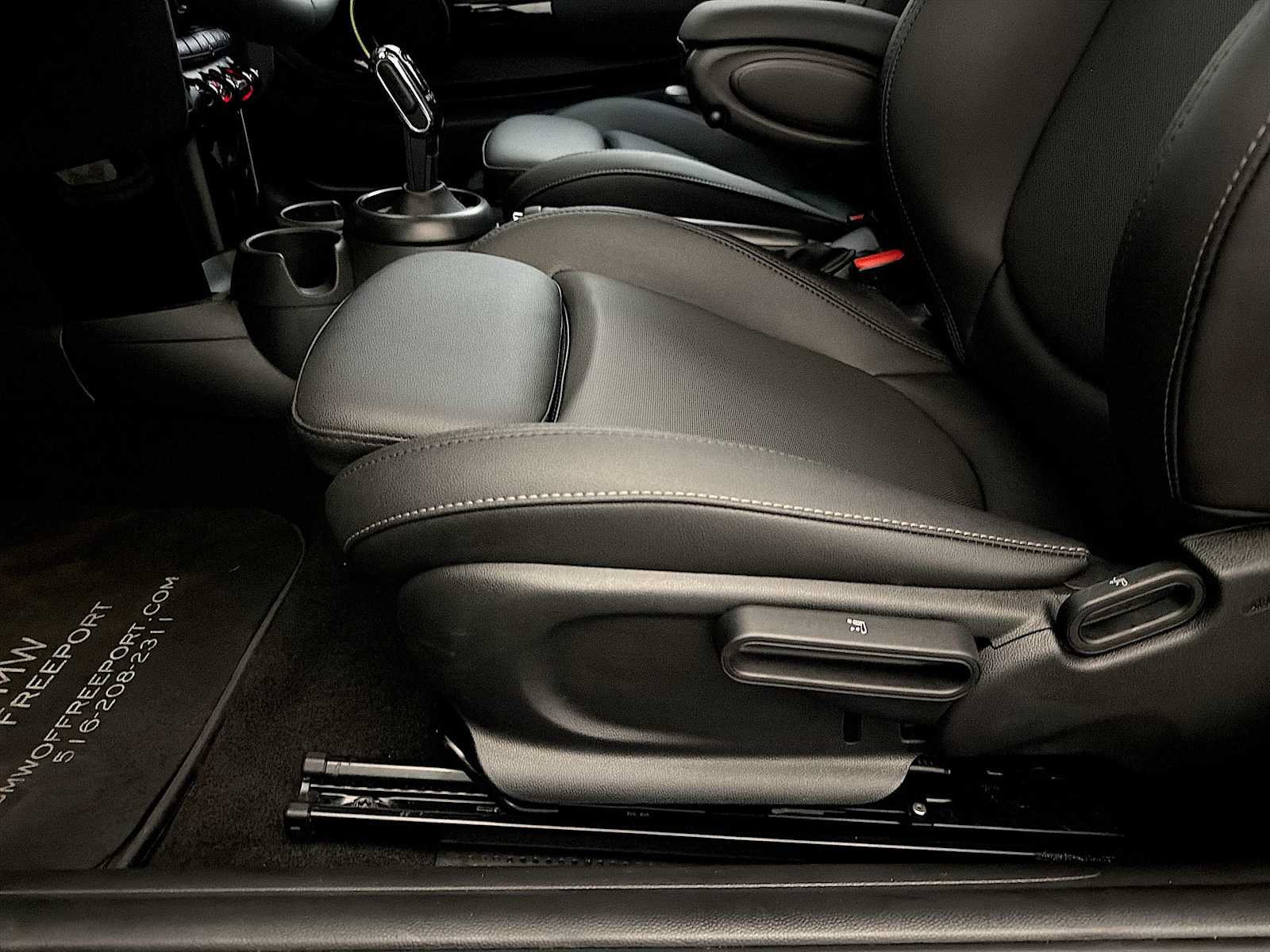Certified 2024 MINI Cooper S FWD image 10