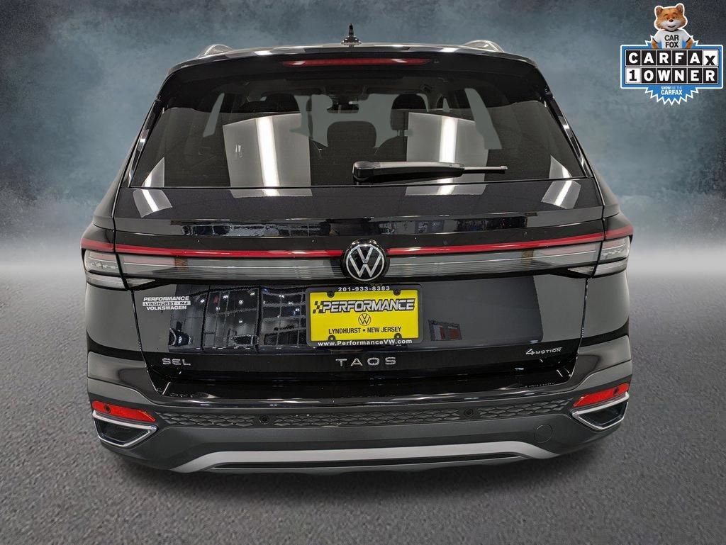 Used 2025 Volkswagen Taos SEL w/ Black Wheel Plus Package AWD/4WD image 6