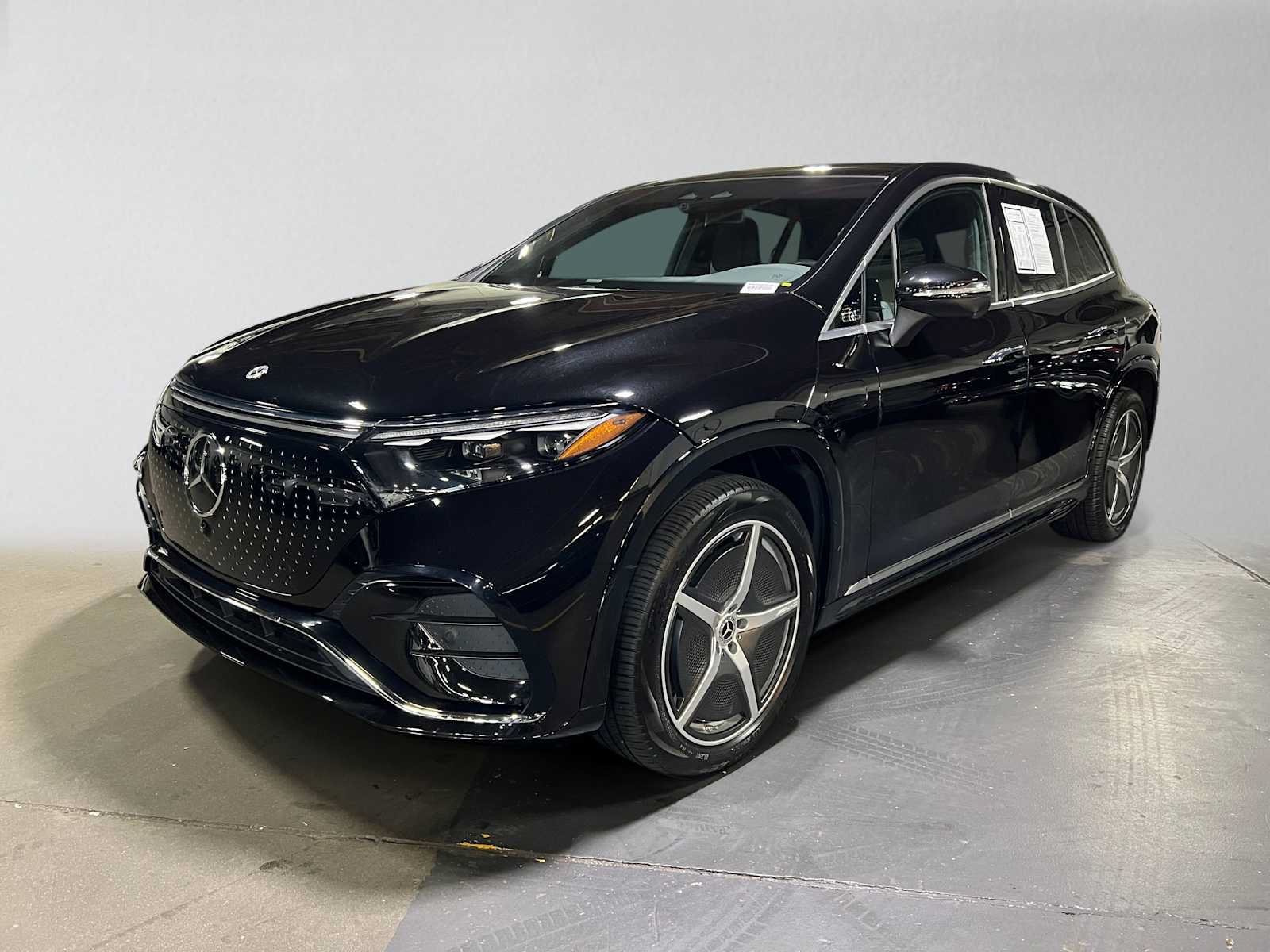 Used 2023 Mercedes-Benz EQS 580 4MATIC SUV image 7