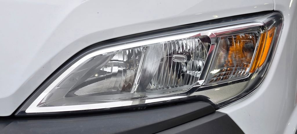 Used 2023 RAM ProMaster 2500 FWD image 12