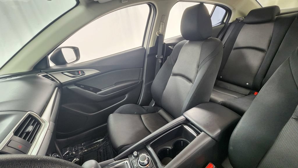 Used 2017 MAZDA MAZDA3 Sport FWD image 13