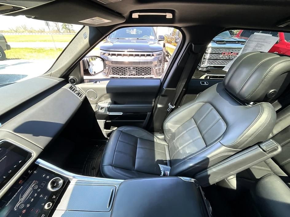 Used 2019 Land Rover Range Rover Sport Supercharged image 31