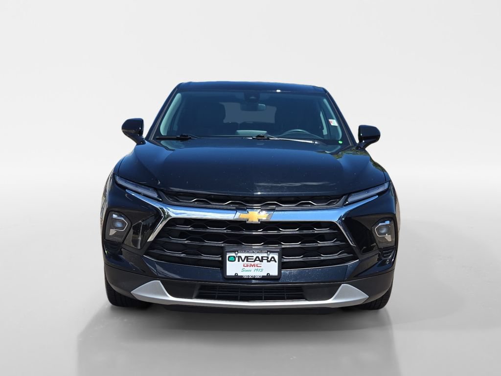 Used 2025 Chevrolet Blazer LT AWD/4WD image 9