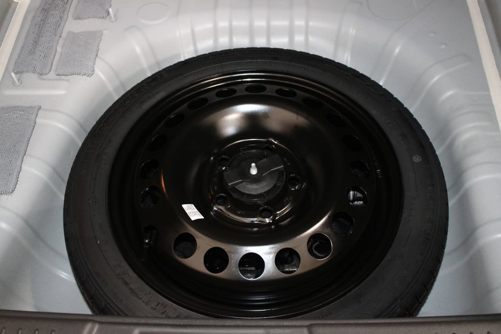 New 2026 Chevrolet Trax RS w/ Sunroof Package FWD image 30