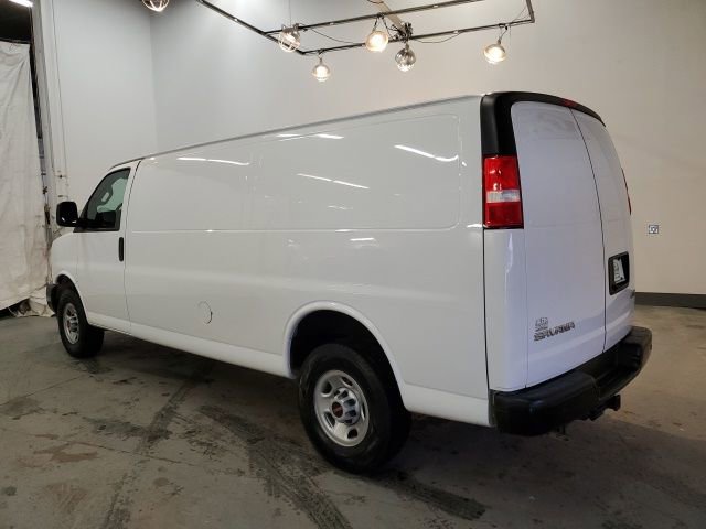 Used 2022 GMC Savana 3500 Extended w/ Driver Convenience Package image 4