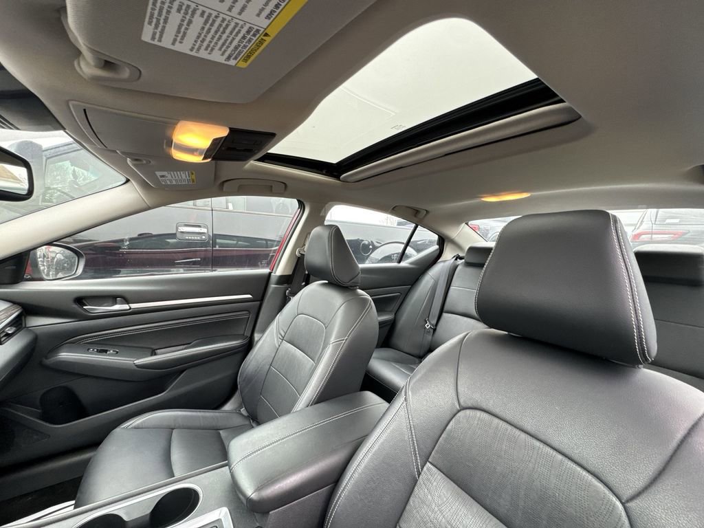 Used 2019 Nissan Altima 2.5 Platinum image 14